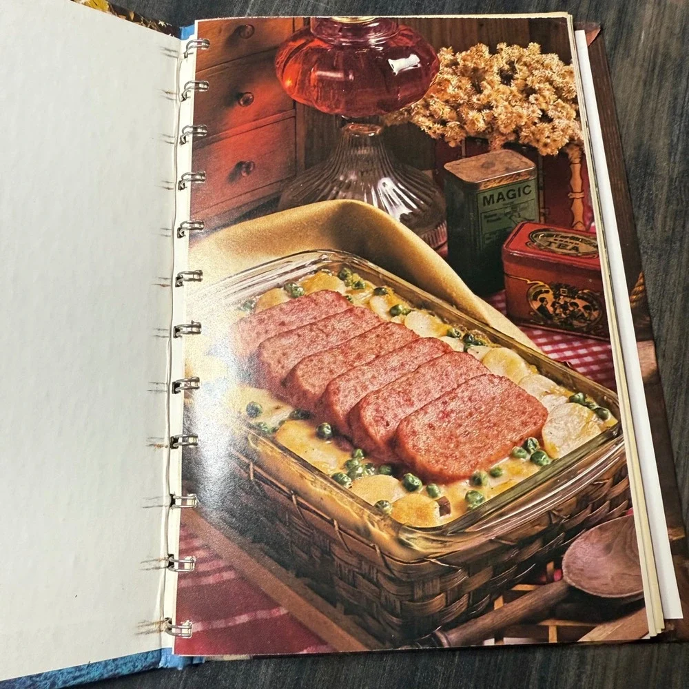 Campbell Cookbook Most‎ For The Money Main Dishes Vintage 1975 Recipes